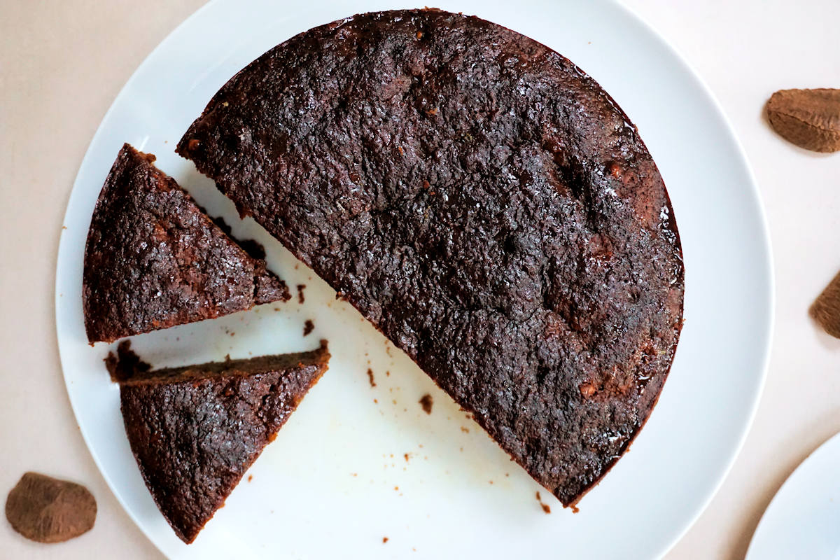 honey-cake-with-dates-and-apples-recipe-cuisine-fiend